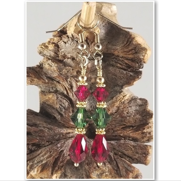 ***SOLD*** Red and Green Swarovski & Sterling Earrings - Picture 4 of 11